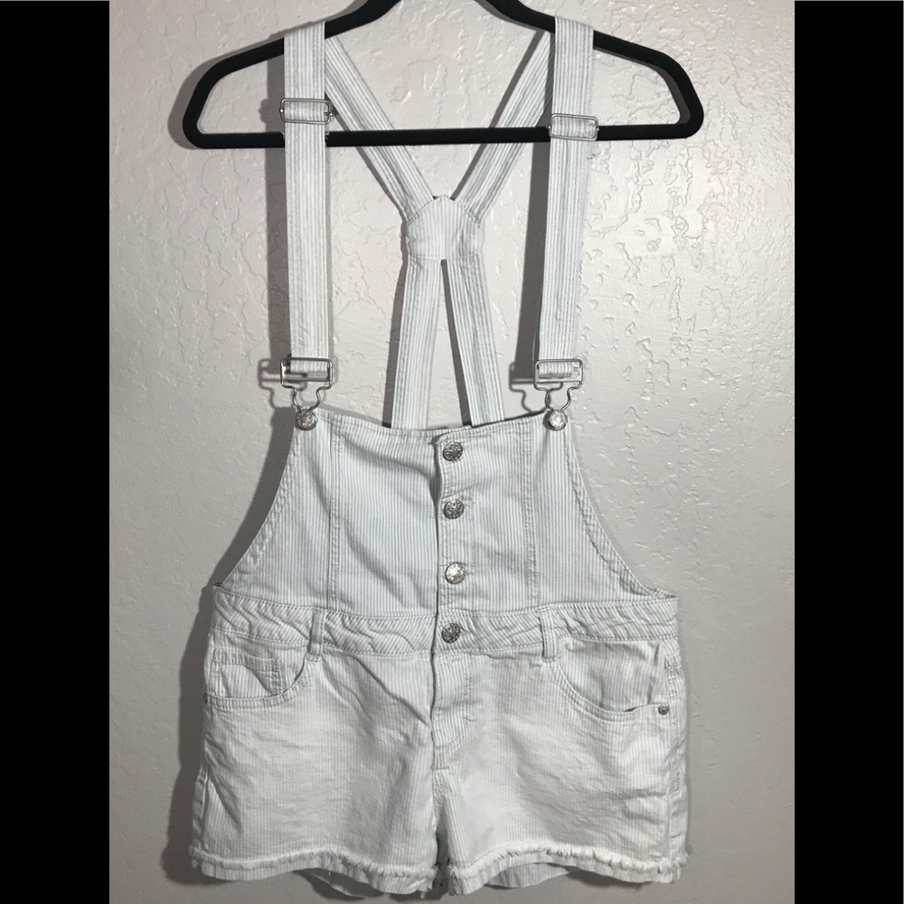 BLUE SPICE XL white blue stripe jean overall short